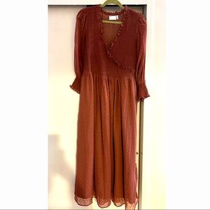 ASOS DESIGN Curve midi smock dress with shirred cuffs in rose dobby